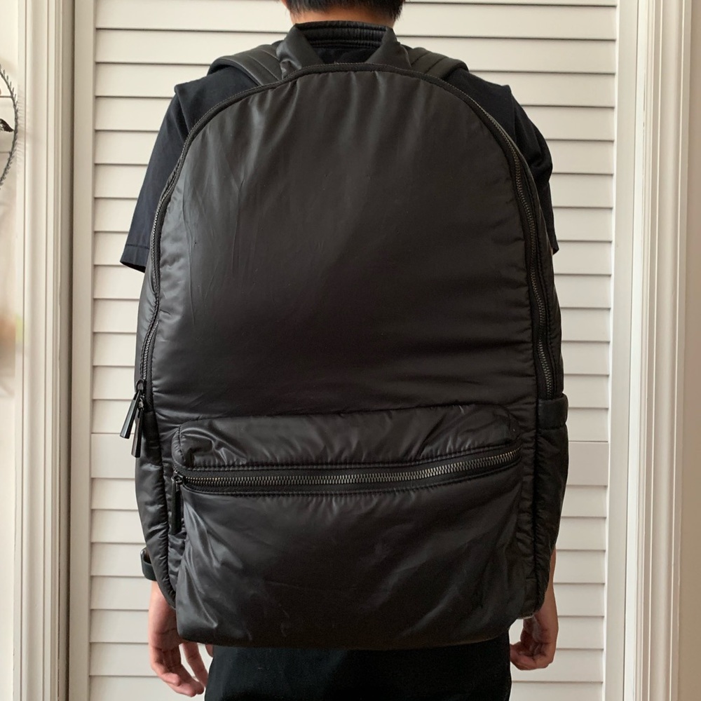 Caraa Romulus Black